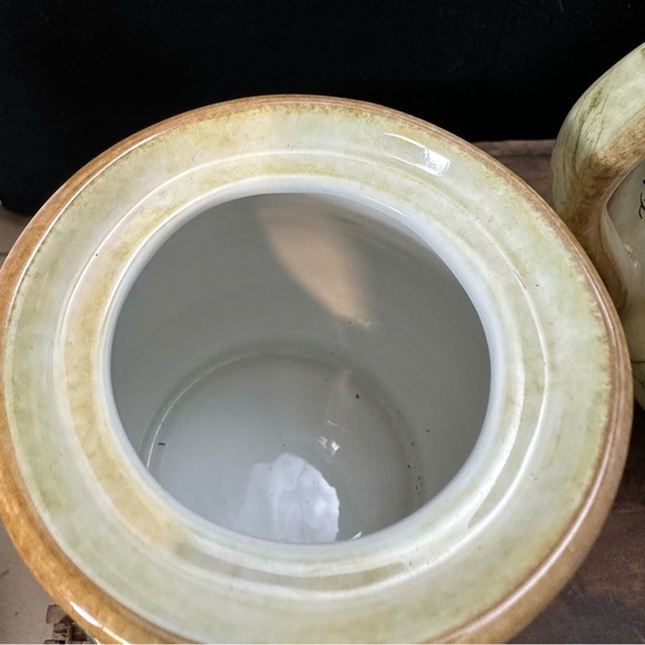 Maxcera Olive Beige Sugar & Creamer Set - Picture 7 of 13